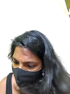 Chat +18 de Honey_rosetamil ao vivo