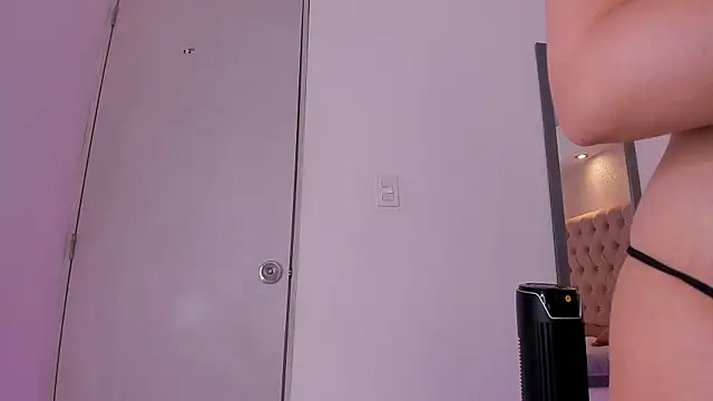 KamyGlam Chat XXX in diretta