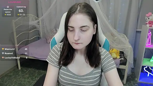 دردشة KiraDuvall الجنسية المباشرة