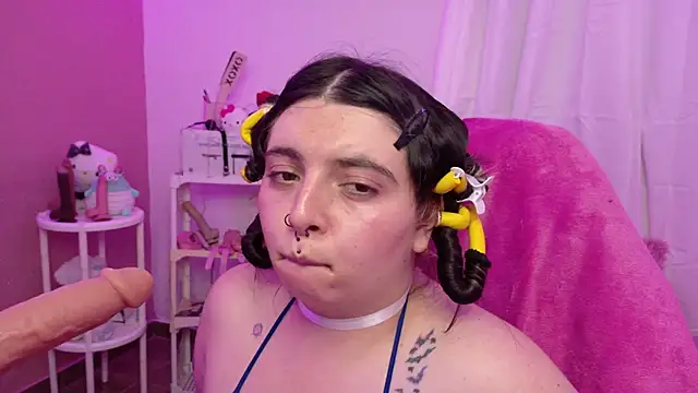 دردشة Sachi_Meow الجنسية المباشرة