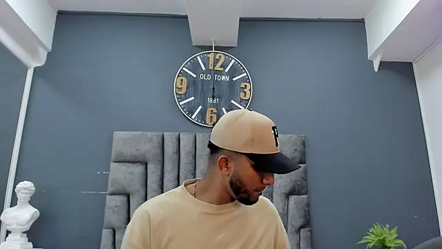 Robin_Rief Show Webcam