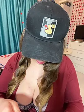 DienkaGreen's Live XXX Chat