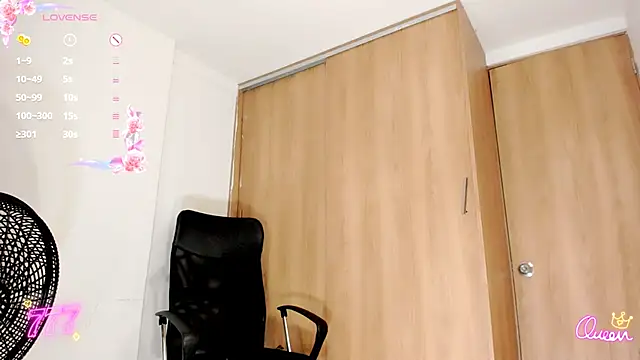 Nicol_ofi24 Show in webcam