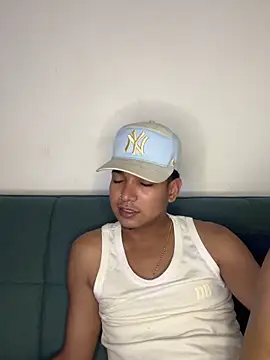 paulhot11 webkamerás műsora