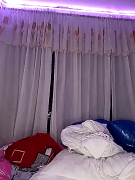 RosenRot07 Chat XXX in diretta