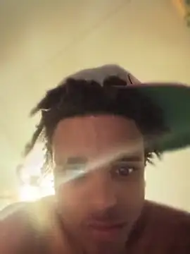 Almightyyahm's Webcam Show