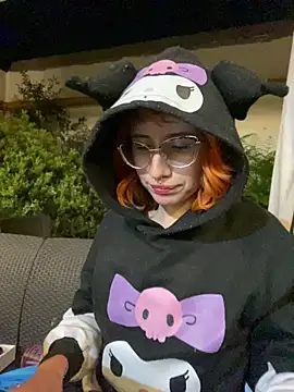 Alice_Hecatee: вебкам-шоу