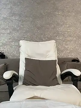 Chat XXX Live LillySquirtShot