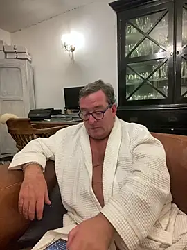 MountJohnXL – Live XXX-chat