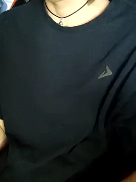 Chat XXX en directo de Aashikalaa