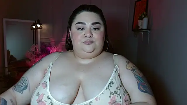 tiffany_laurens élő XXX-chatje