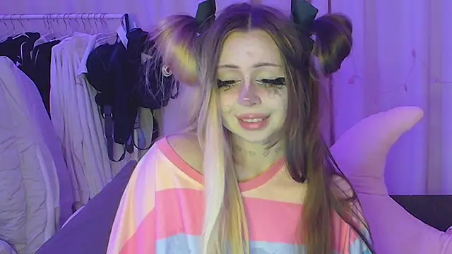 suemeow's Live XXX Chat