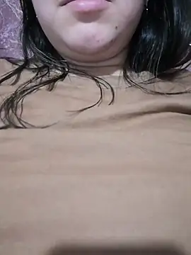 annyaparis' Live XXX Chat