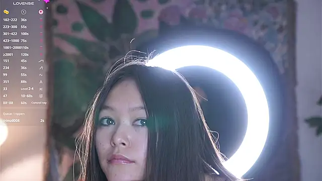 JanelBitther élő XXX-chatje