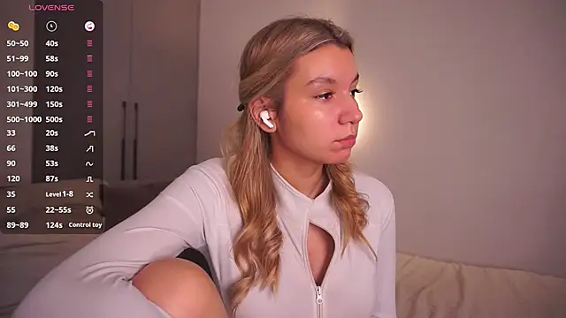 BrynnHolverson's Live XXX Chat