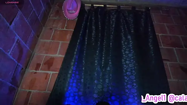 Cata-angel's Live XXX Chat