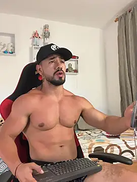 Ezzio_Scolaro Chat XXX in diretta