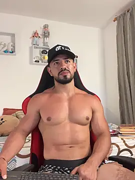 Chatroom XXX en direct de Ezzio_Scolaro