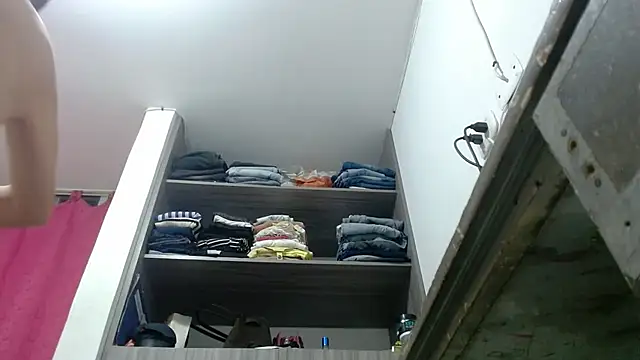 nicolle_milf1978 Chat XXX in diretta