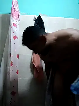 Rojasmike90 Show in webcam