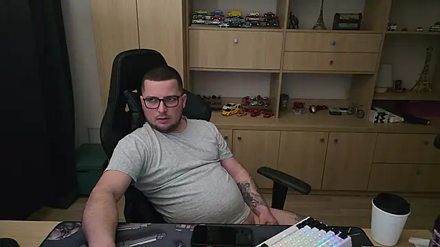 kevinnlovelly 网络视讯表  演