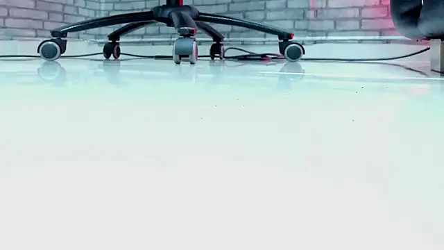 roxxy_white 现场XXX聊天