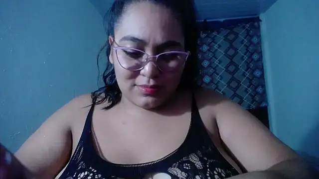 sirena_15 Chat XXX in diretta