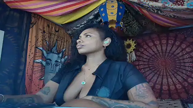 ElizaGrey_ Chat XXX in diretta