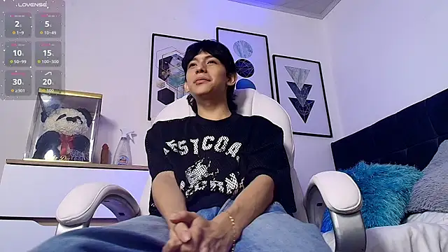 alexconsanii Webcamshow