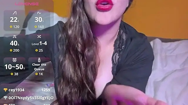 Chat XXX en directo de Elinatiranda