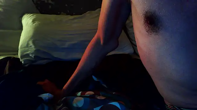 Pokazy przed kamerką – cloudyplay661