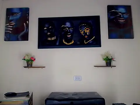 Nashla_D_- Show Webcam