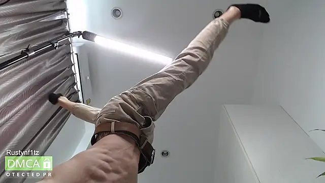 Rustynf1tz_のライブXXXチャット