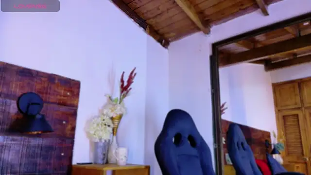 JhosuaVega webcam show