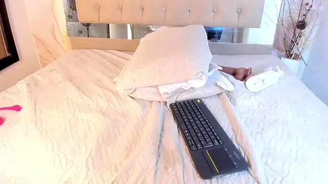 Kloe_skinny's Live XXX Chat