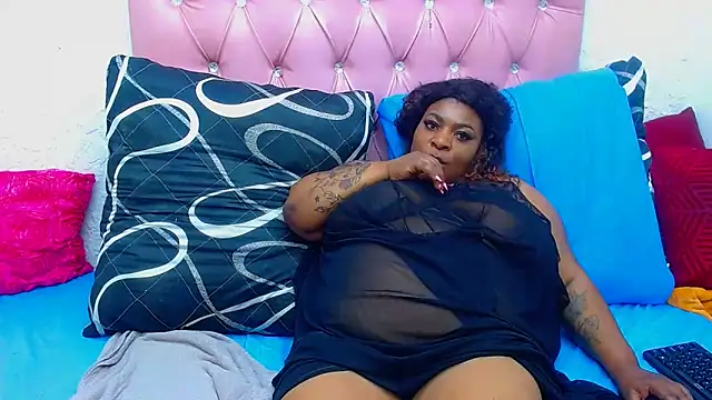 Ebonyhotass26's Live XXX Chat