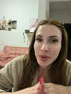 Irresistible24: онлайн-секс-чат