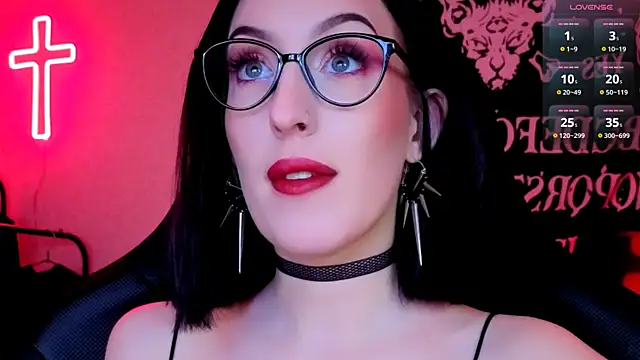 Miss_Alice__: онлайн-секс-чат