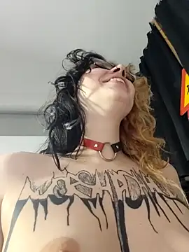 Chatroom XXX en direct de whatevaandissues