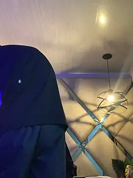 XXX chat uživo modela KyleJoss30