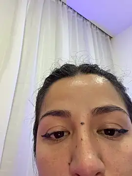 Chat +18 de _antonella_dreamss ao vivo