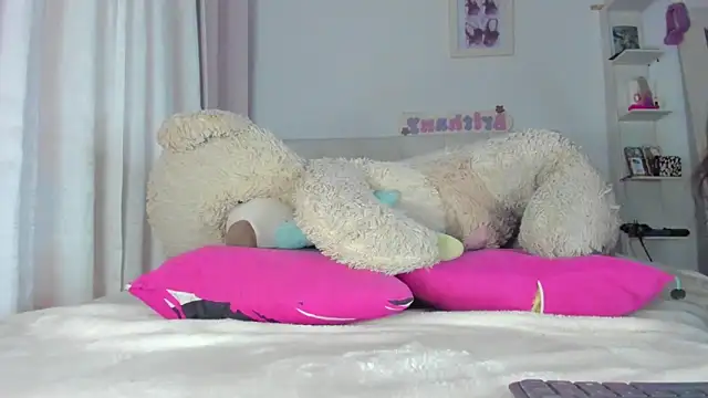 briitany_hot's Webcam Show