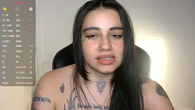 val_bardot: онлайн-секс-чат