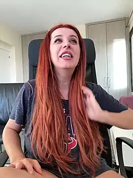 RoxxyDallas' Live XXX Chat