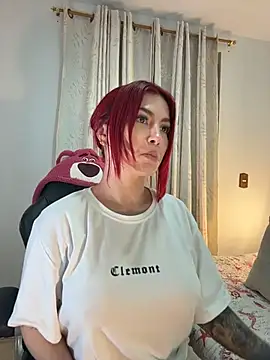 zafiro_mo0n's Live XXX Chat