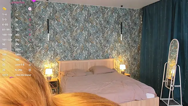 Živý XXX chat OdellaFrake