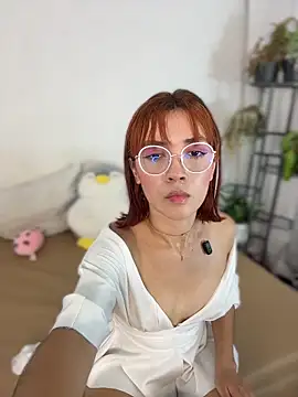 Mia-Valeria-'s Live XXX Chat