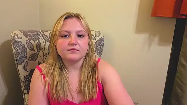 PhatAssBlond's Webcam Show