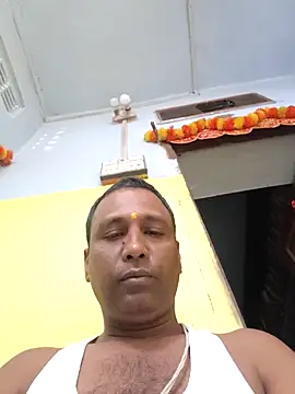 Priyasexcpl 现场XXX聊天