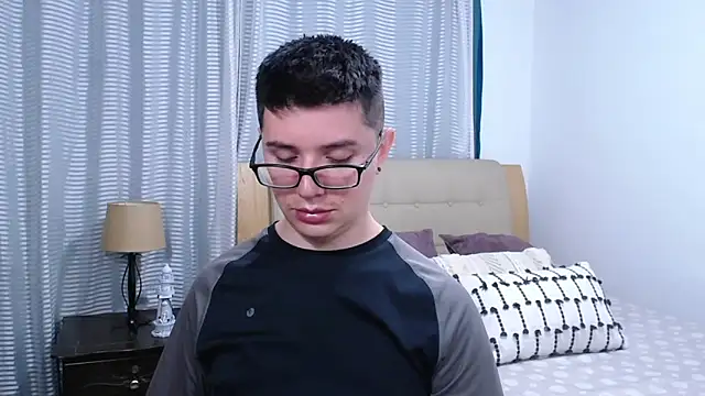 BlackFoXXX69: онлайн-секс-чат